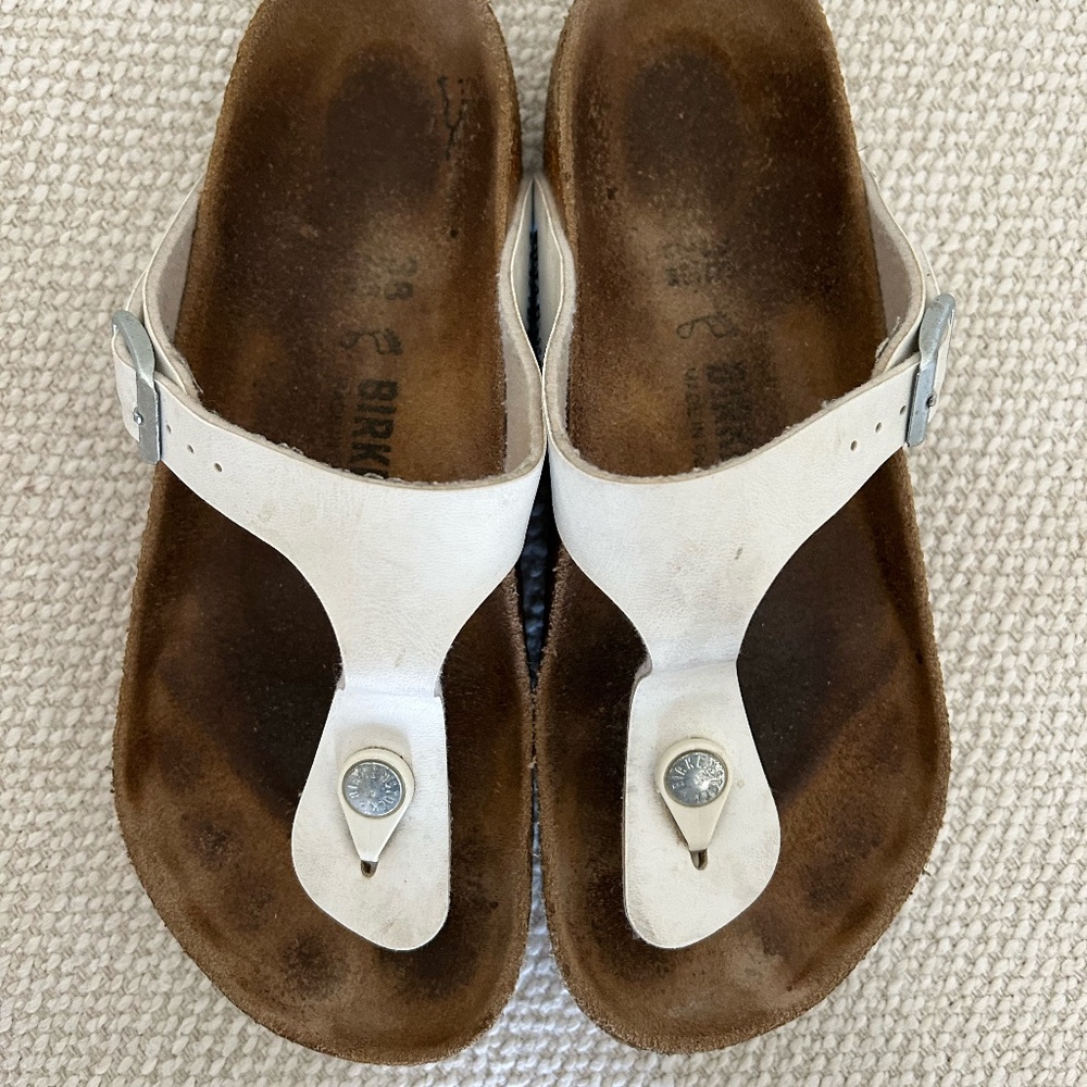 Women's Birkenstock Gizeh Sandal - US 8